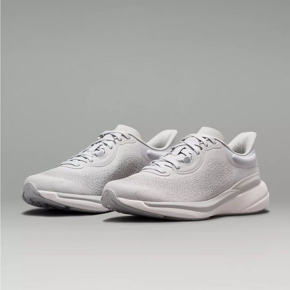 Lululemon Women’s Chragefeel Workout Low 2 Sneakers size 10.5 NWB - Picture 1 of 14